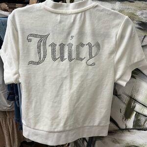 NWT! JUICY COUTURE FREESIA SHORT SLEEVE BIG BLING VELOUR JACKET
Cream Soda—SZ L